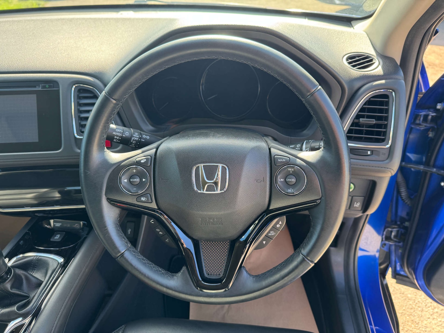 Used Honda HR-V 2017 for sale - 76601871: Photo 19