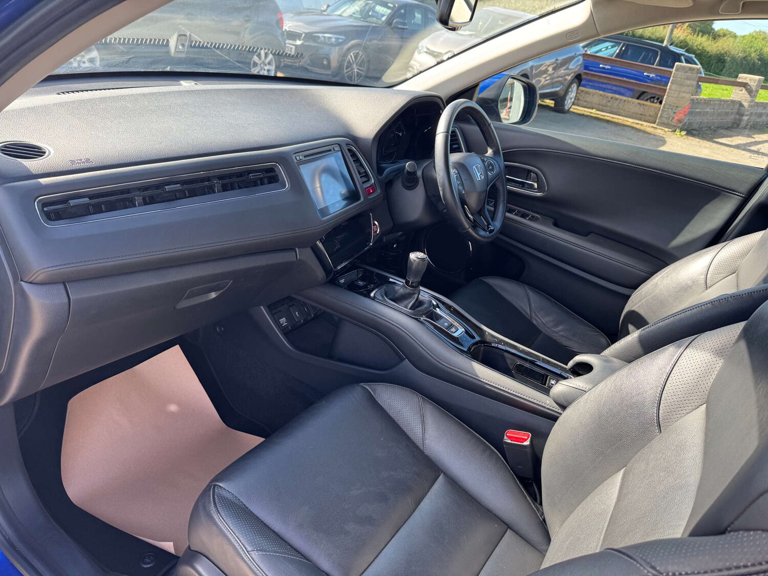 Used Honda HR-V 2017 for sale - 76601871: Photo 26