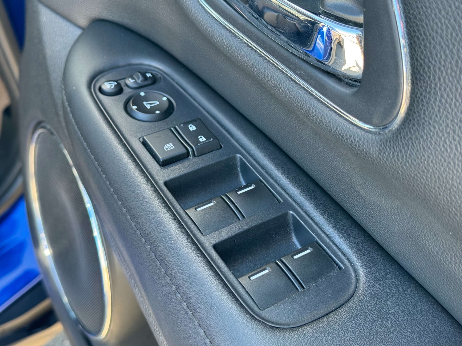 Used Honda HR-V 2017 for sale - 76601871: Photo 39