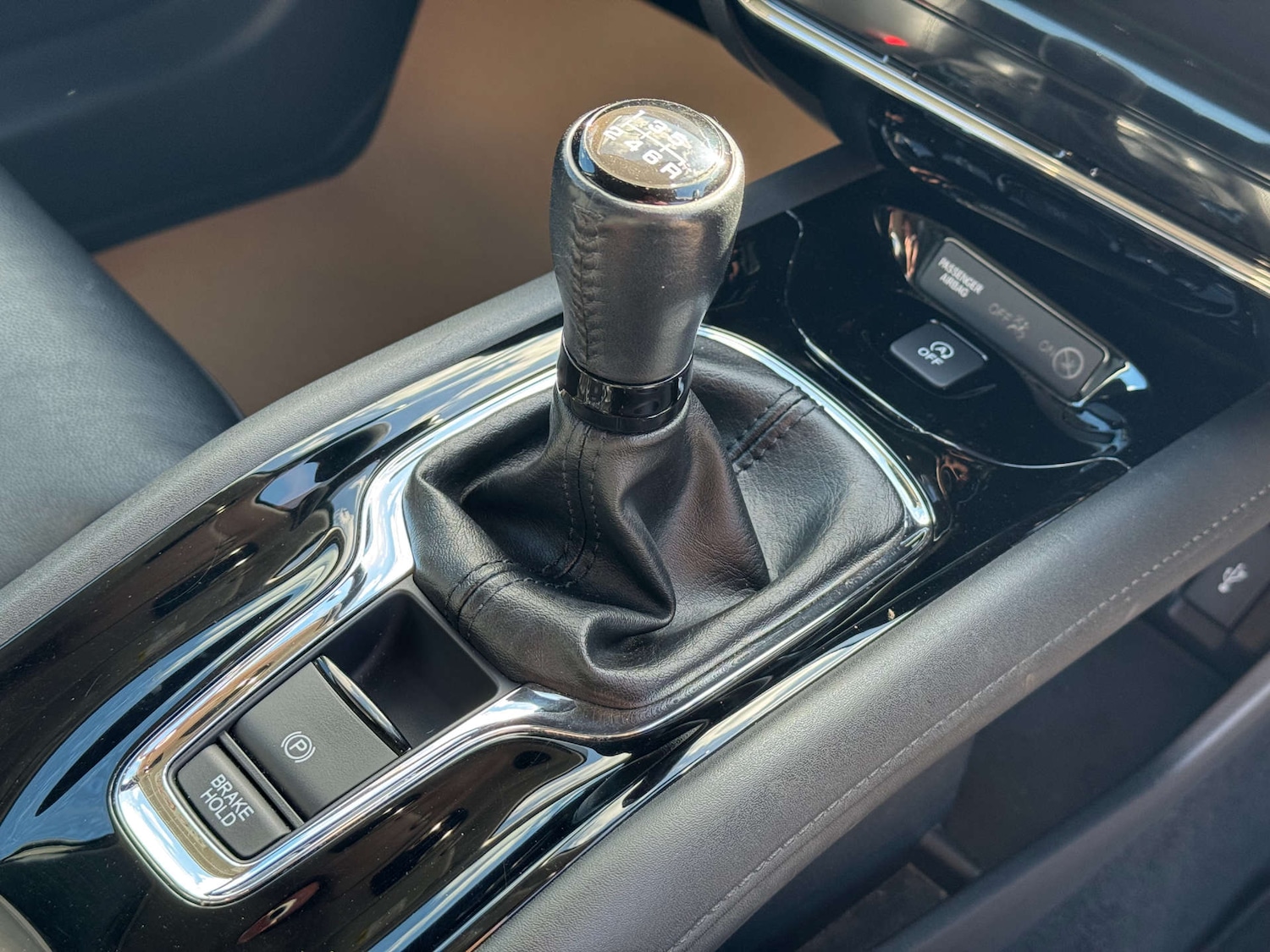 Used Honda HR-V 2017 for sale - 76601871: Photo 40