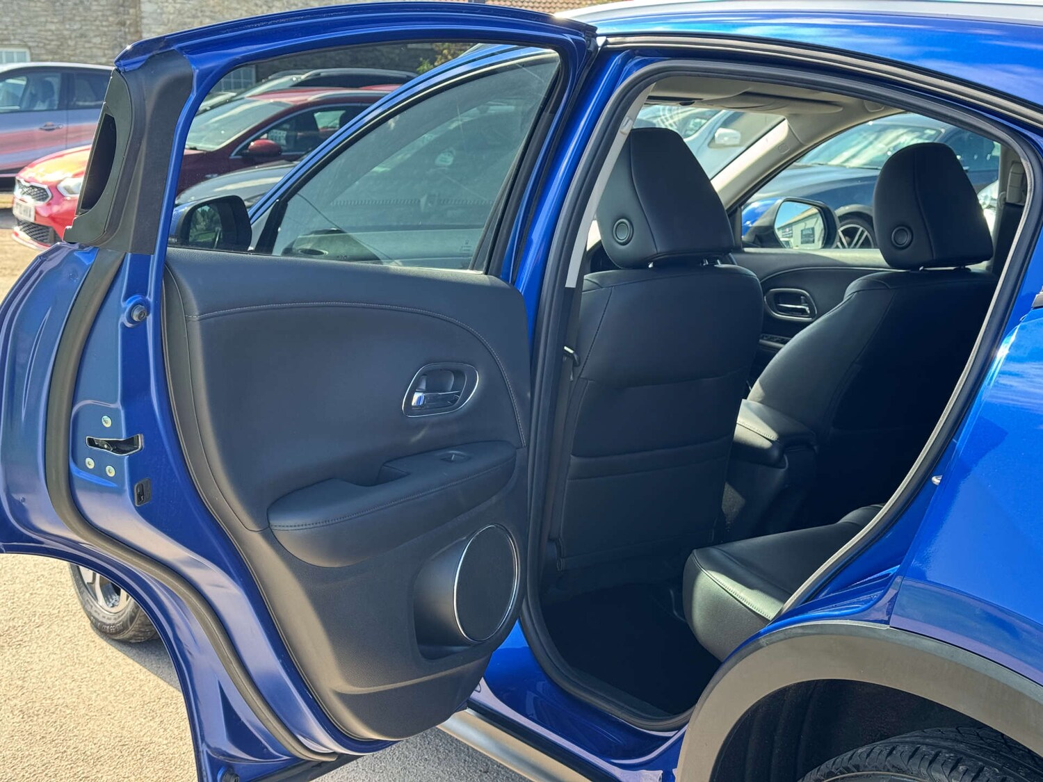 Used Honda HR-V 2017 for sale - 76601871: Photo 43