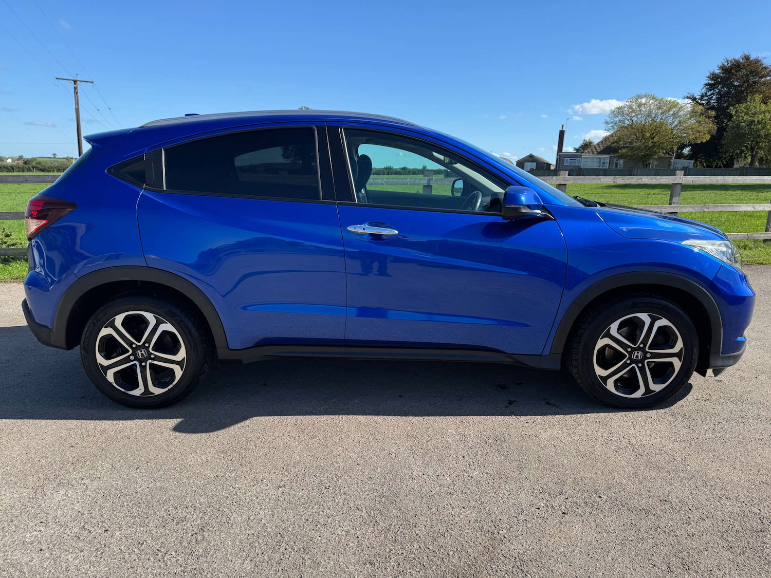 Used Honda HR-V 2017 for sale - 76601871: Photo 5