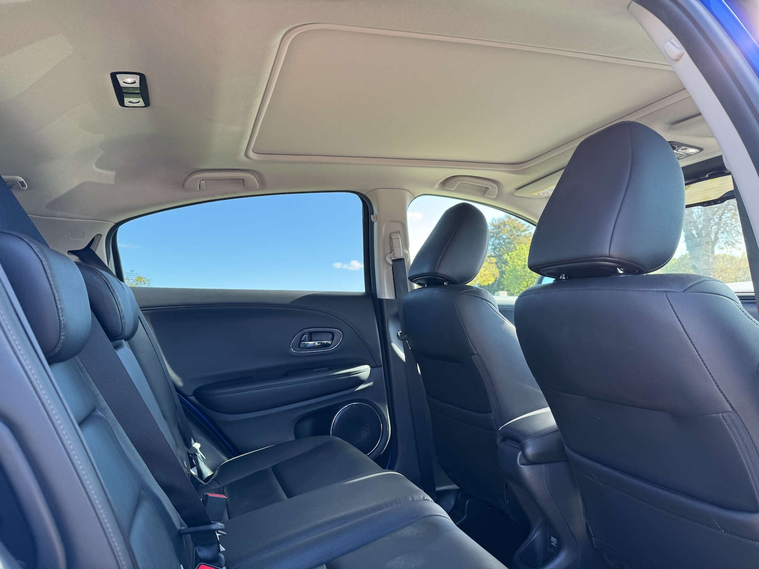 Used Honda HR-V 2017 for sale - 76601871: Photo 51