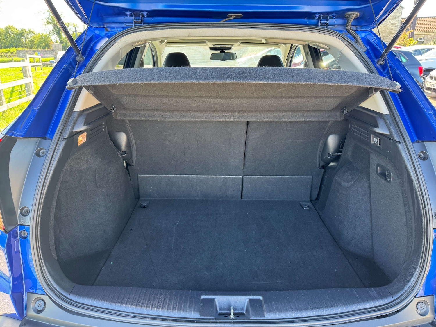 Used Honda HR-V 2017 for sale - 76601871: Photo 53