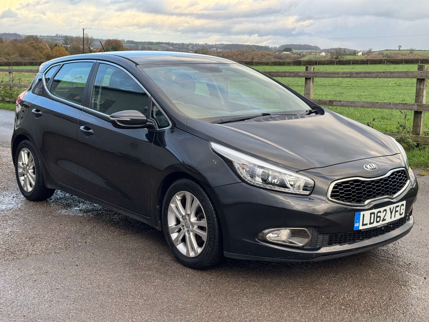 Used Kia Ceed 2012 for sale - 76533563: Photo 1