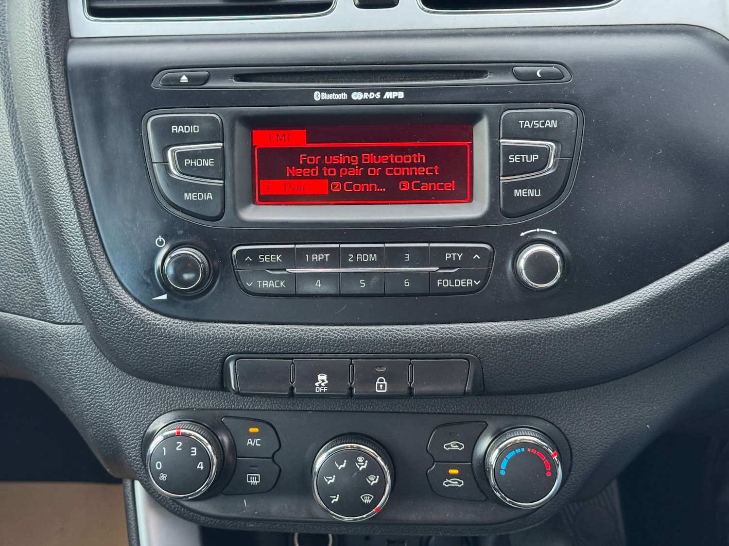 Used Kia Ceed 2012 for sale - 76533563: Photo 24