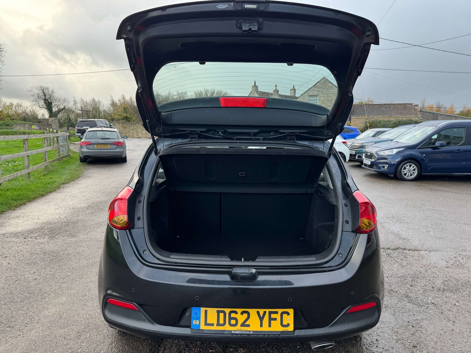 Used Kia Ceed 2012 for sale - 76533563: Photo 38