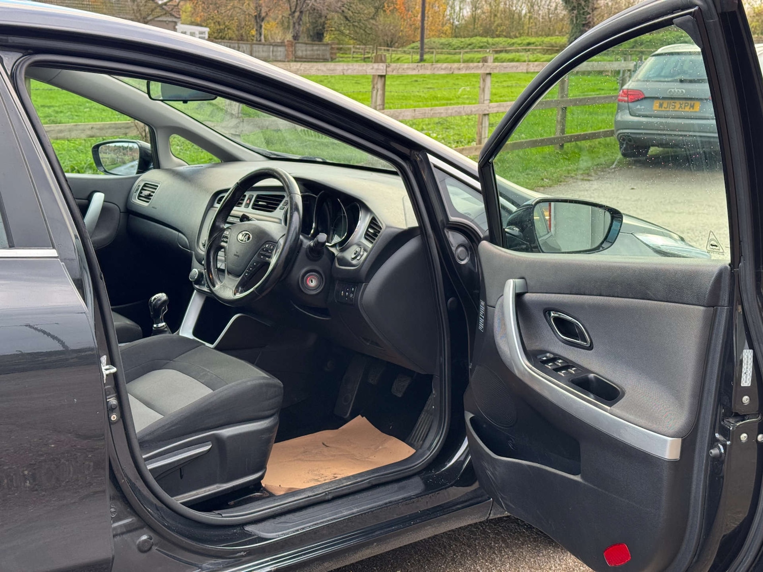 Used Kia Ceed 2012 for sale - 76533563: Photo 9