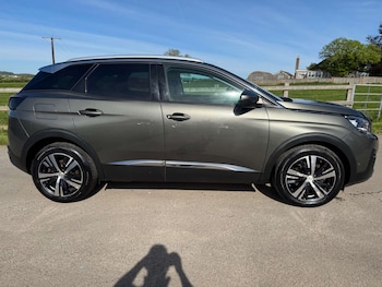 Used Peugeot 3008 2018 for sale - 78358909: Photo
