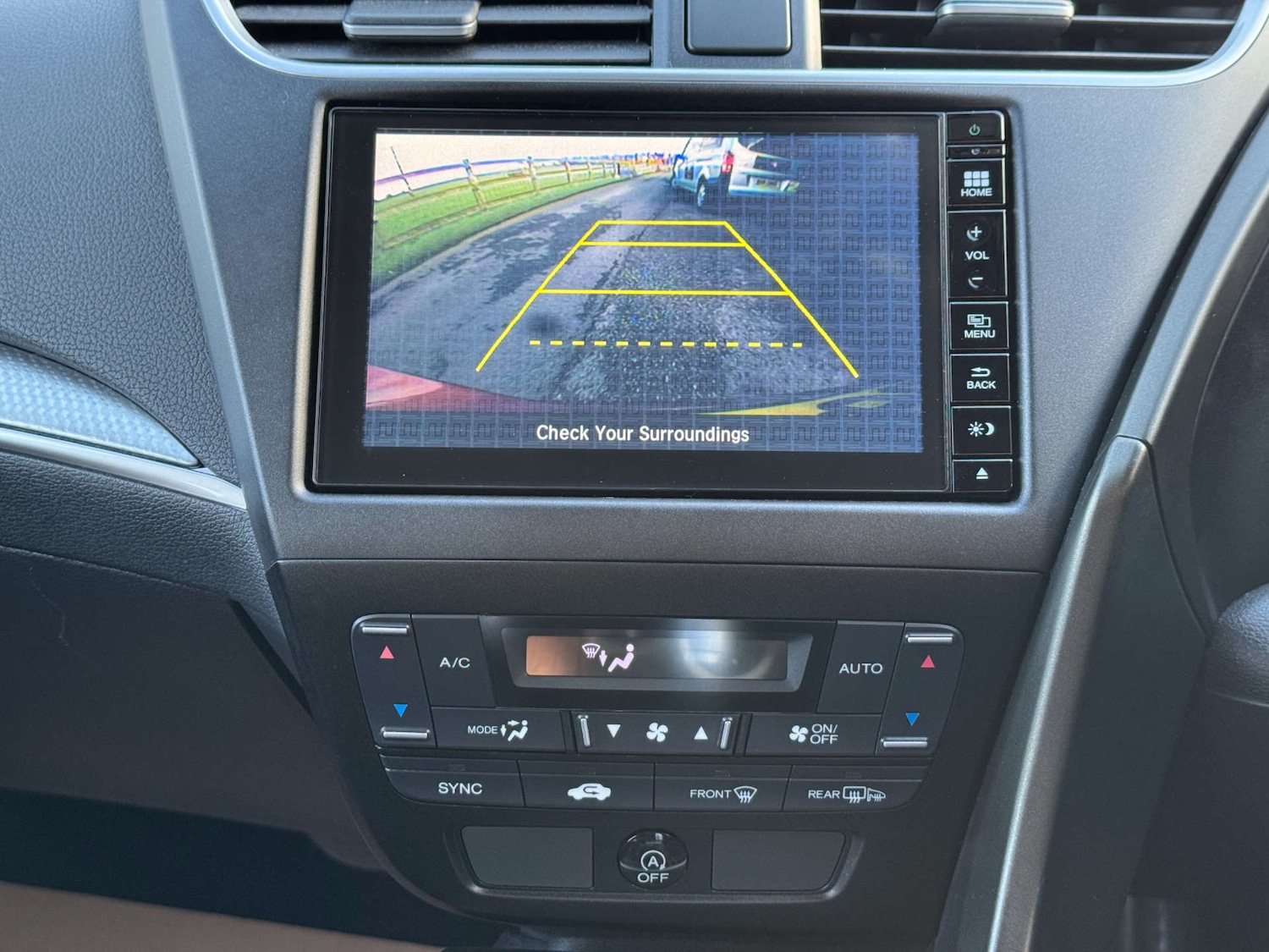 Used Honda Civic 2016 for sale - 77655589: Photo 26