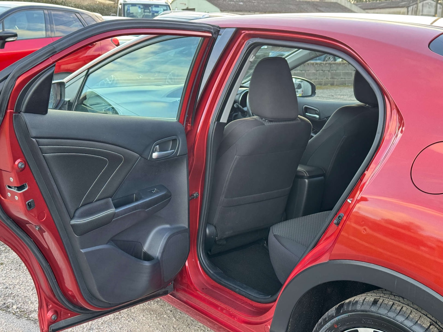 Used Honda Civic 2016 for sale - 77655589: Photo 32