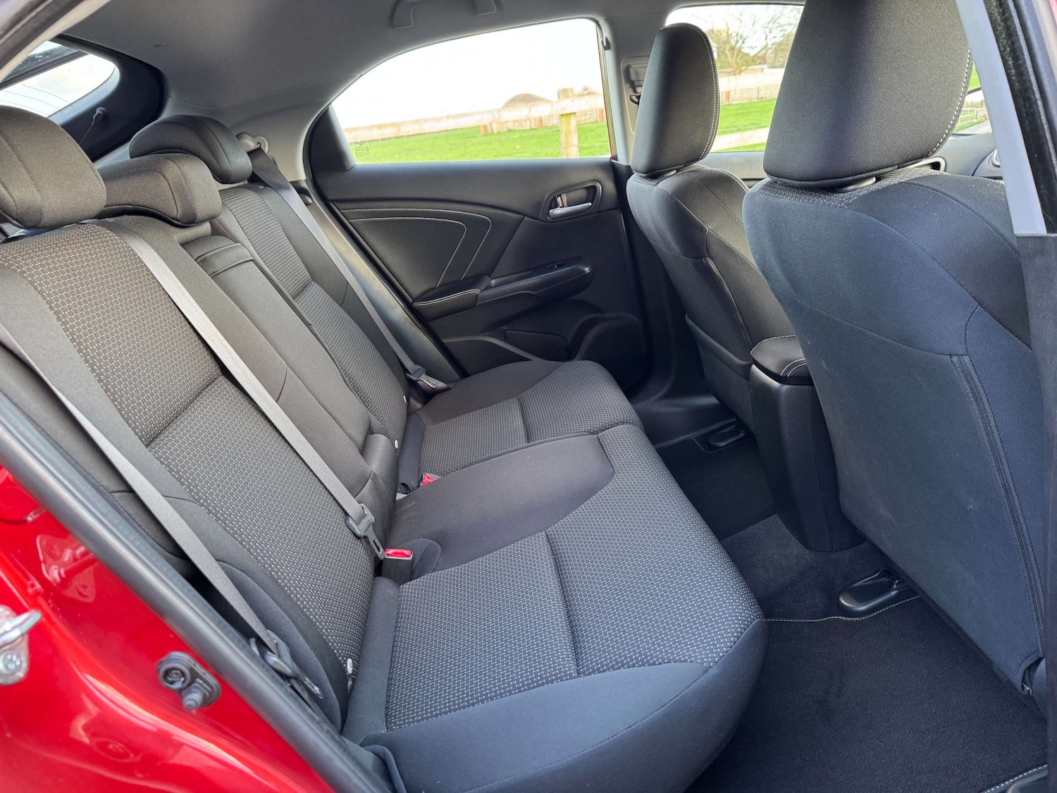 Used Honda Civic 2016 for sale - 77655589: Photo 38