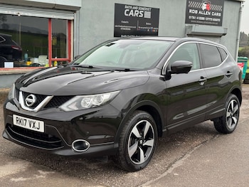 Used Nissan Qashqai 2017 for sale - 77296442: Photo