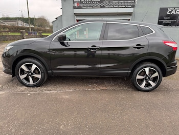 Used Nissan Qashqai 2017 for sale - 77296442: Photo