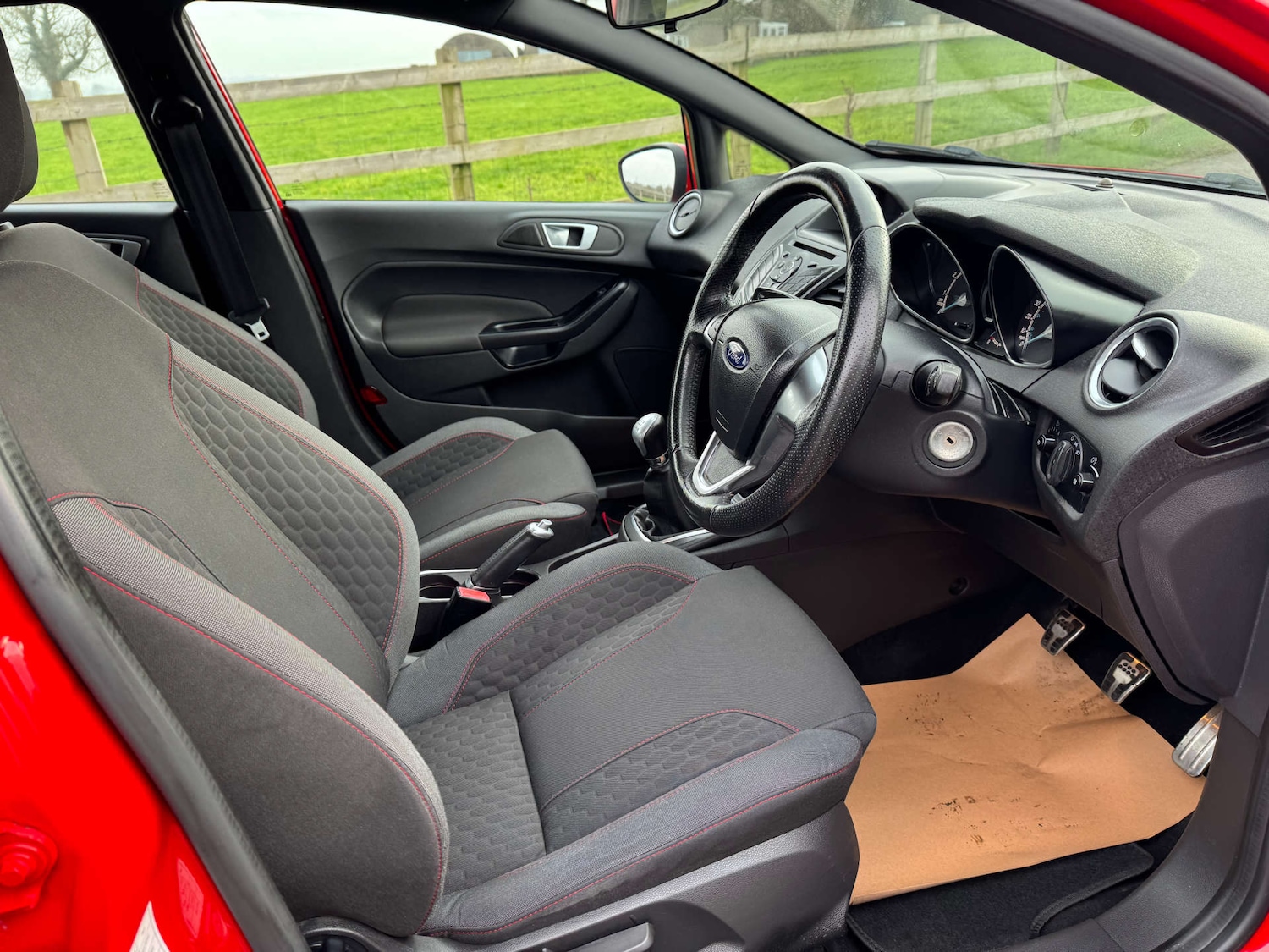 Used Ford Fiesta 2017 for sale - 77310964: Photo 11