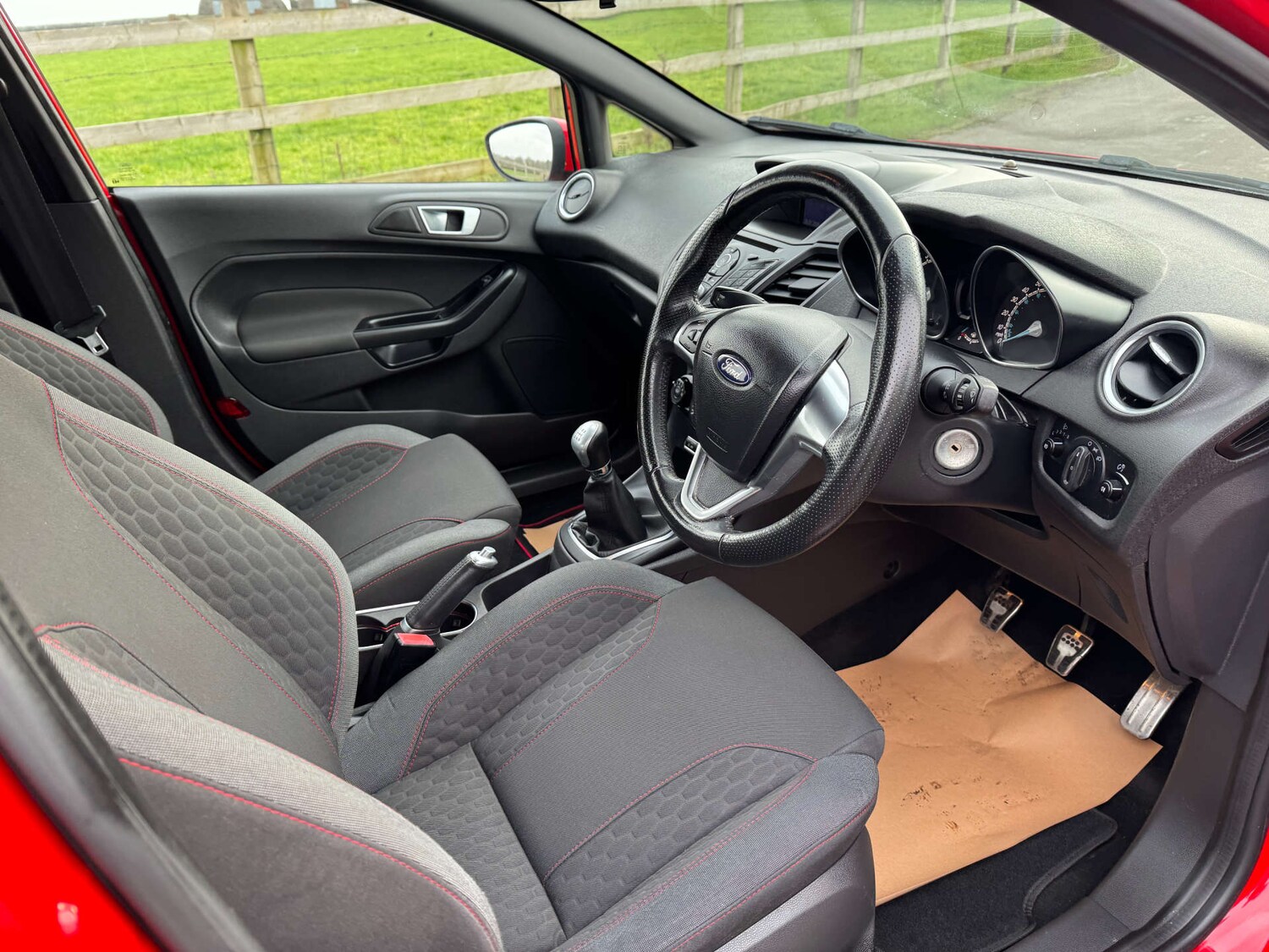 Used Ford Fiesta 2017 for sale - 77310964: Photo 12