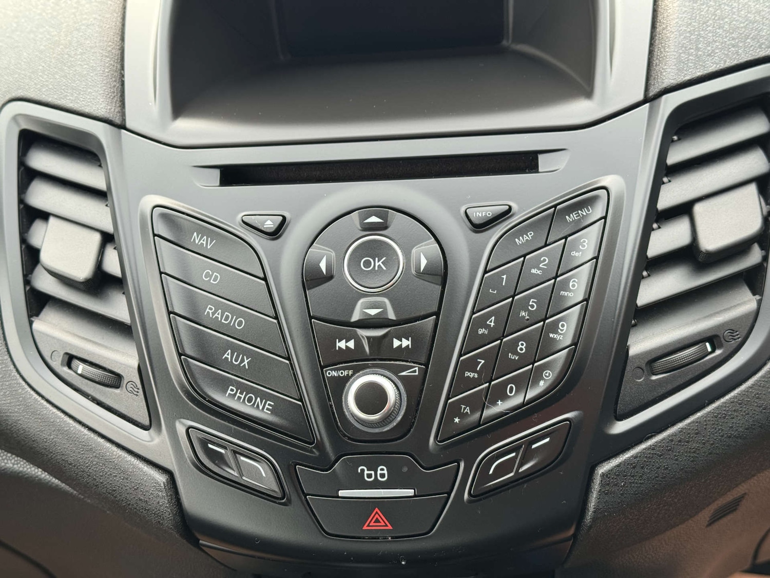 Used Ford Fiesta 2017 for sale - 77310964: Photo 30