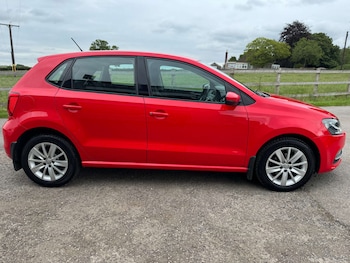 Used Volkswagen Polo 2015 for sale - 78846661: Photo