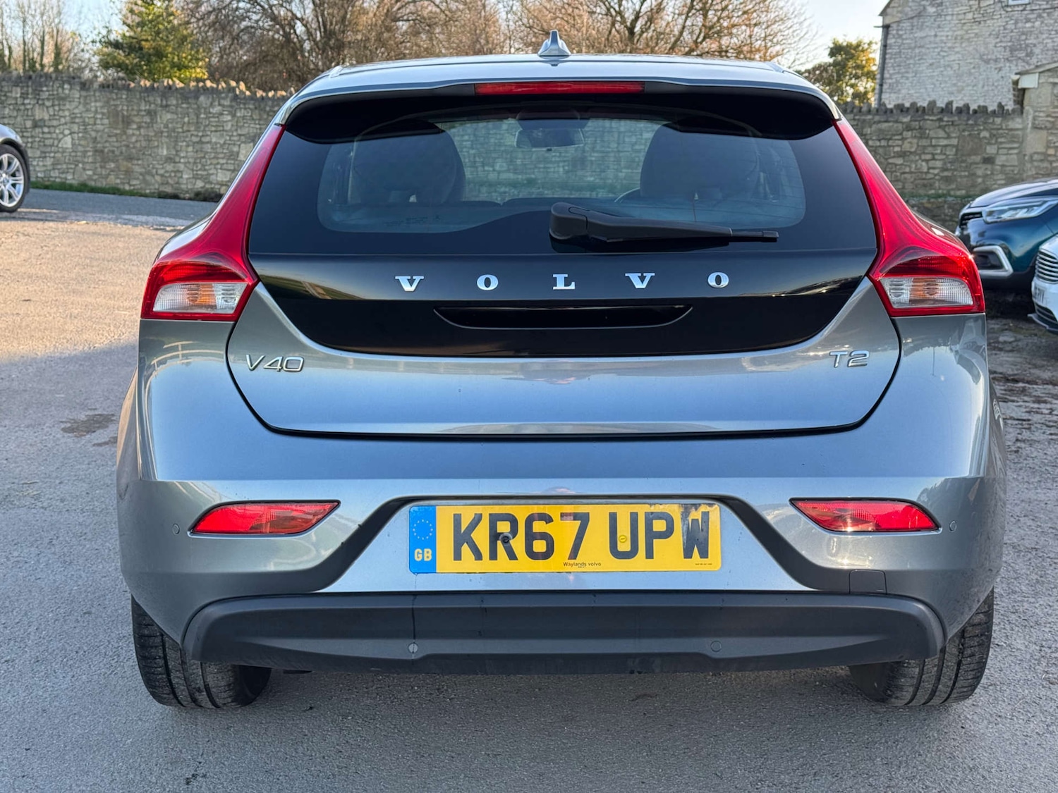 Used Volvo V40 2017 for sale - 76571349: Photo 7