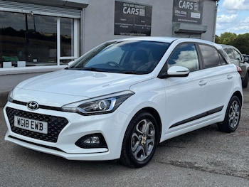 Used Hyundai i20 2018 for sale - 79561253: Photo