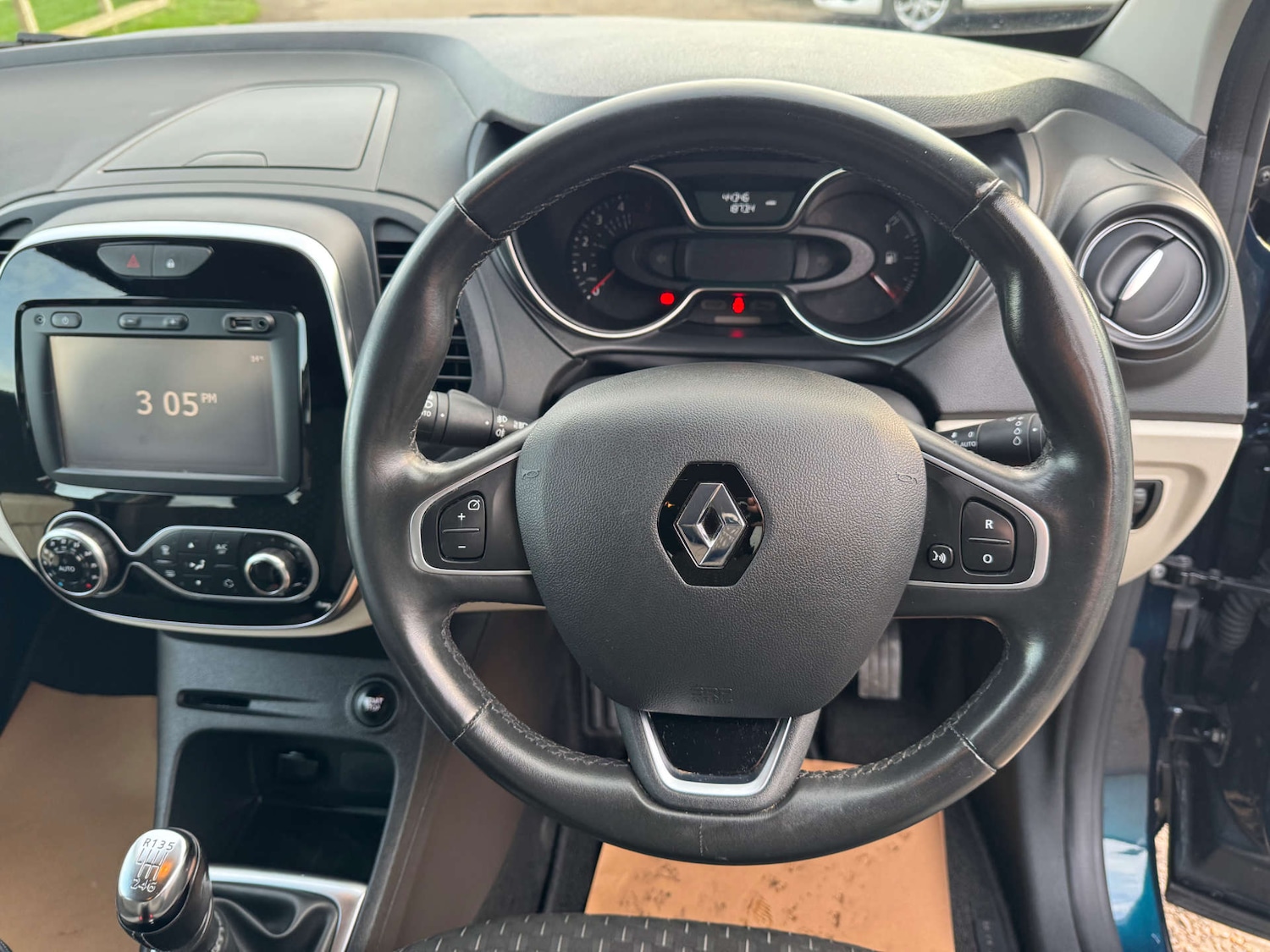 Used Renault Captur 2017 for sale - 76497676: Photo 16