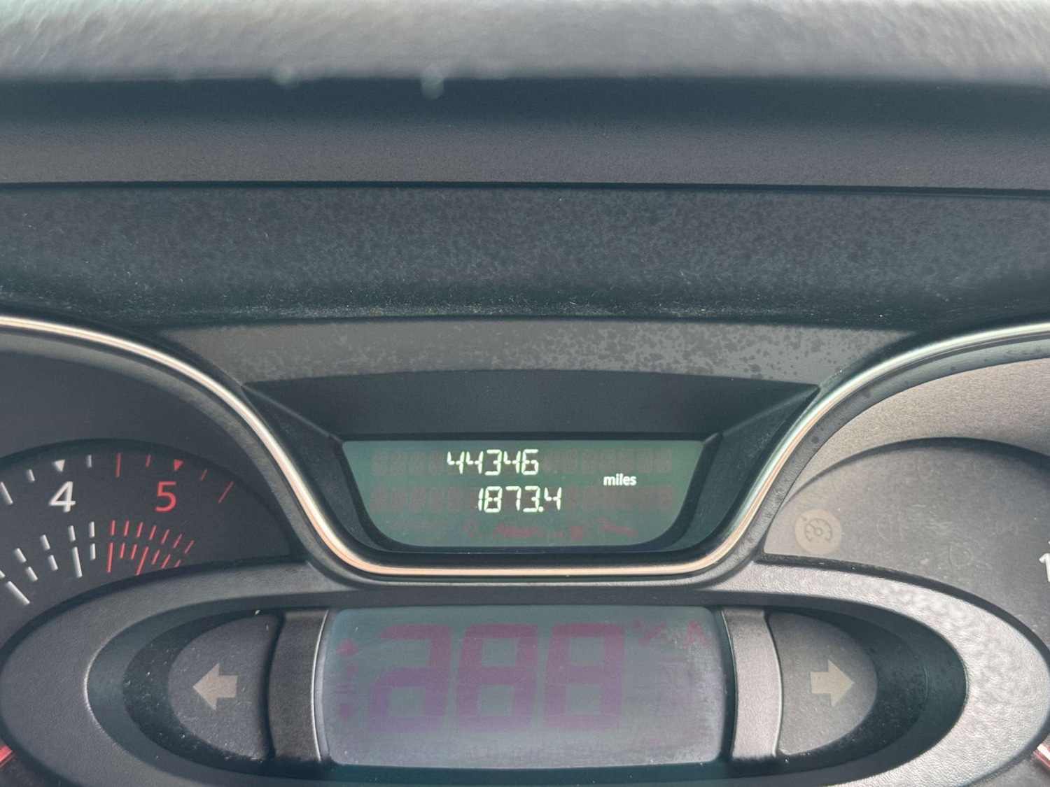 Used Renault Captur 2017 for sale - 76497676: Photo 18