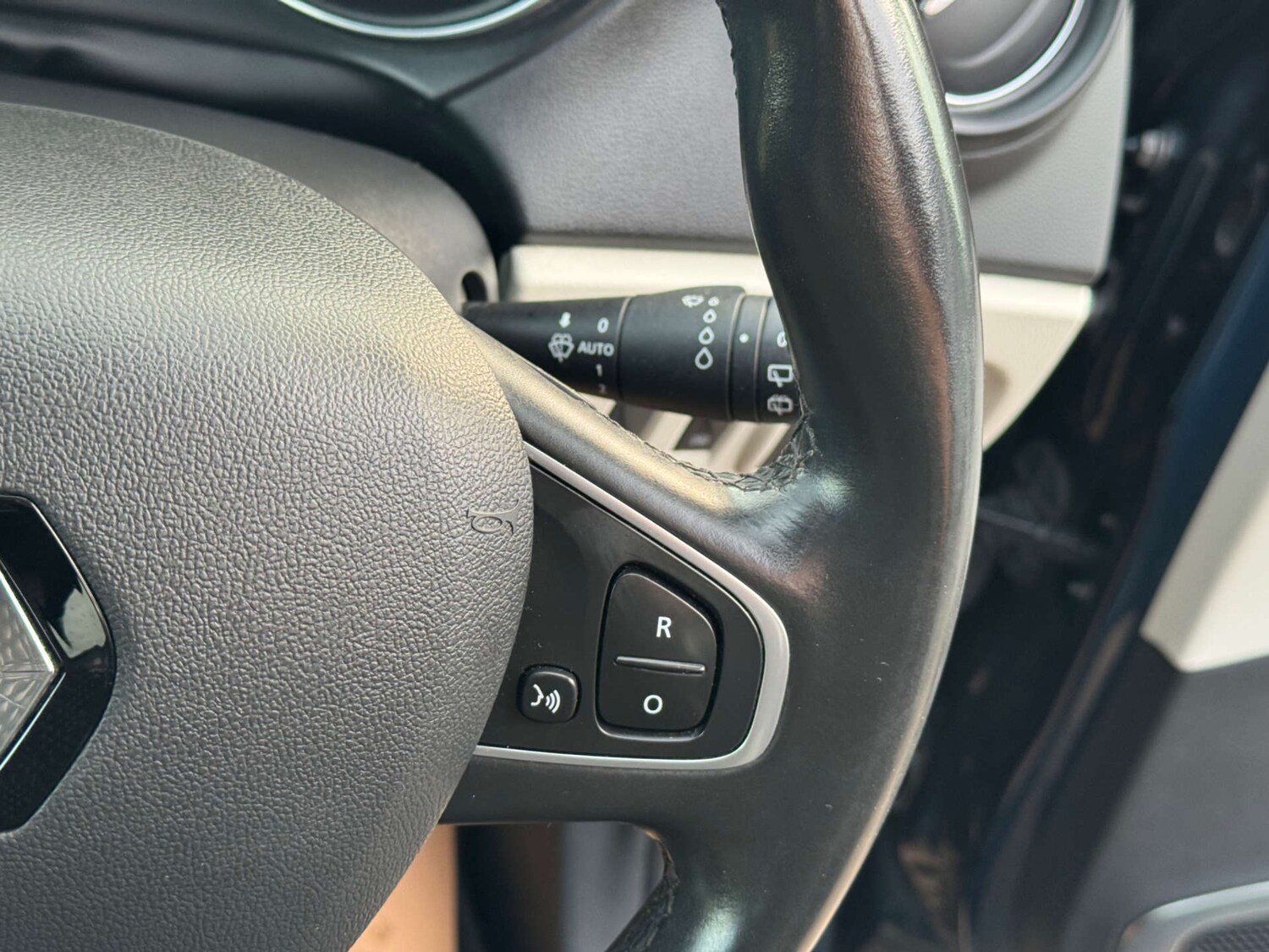 Used Renault Captur 2017 for sale - 76497676: Photo 20