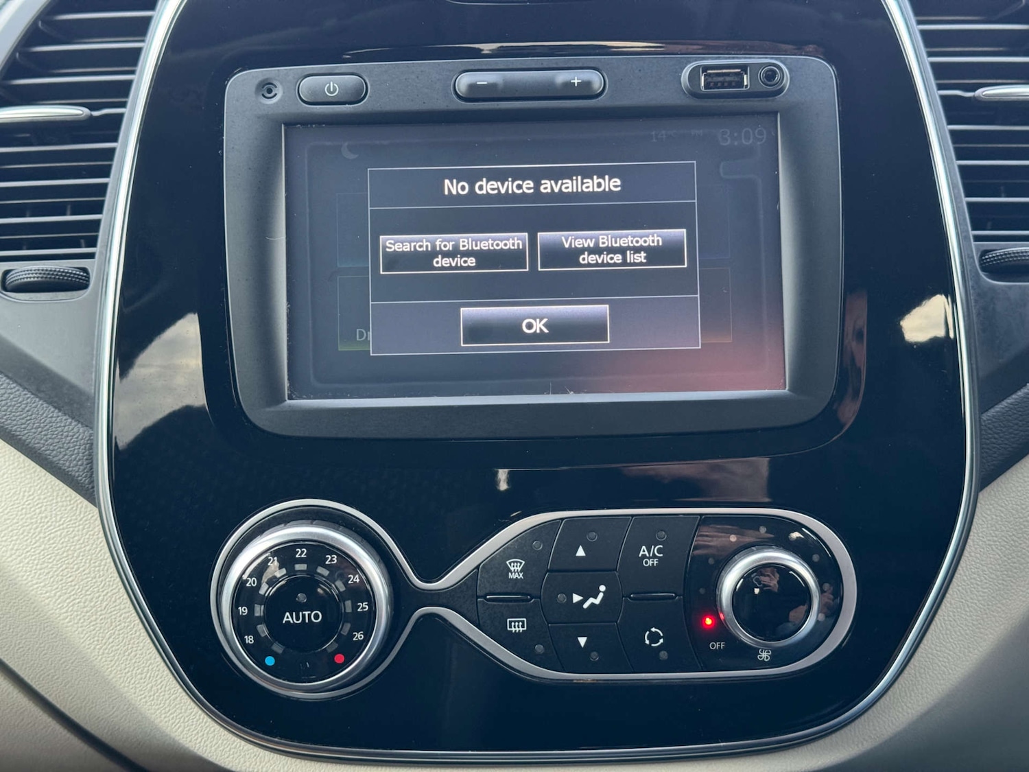 Used Renault Captur 2017 for sale - 76497676: Photo 26