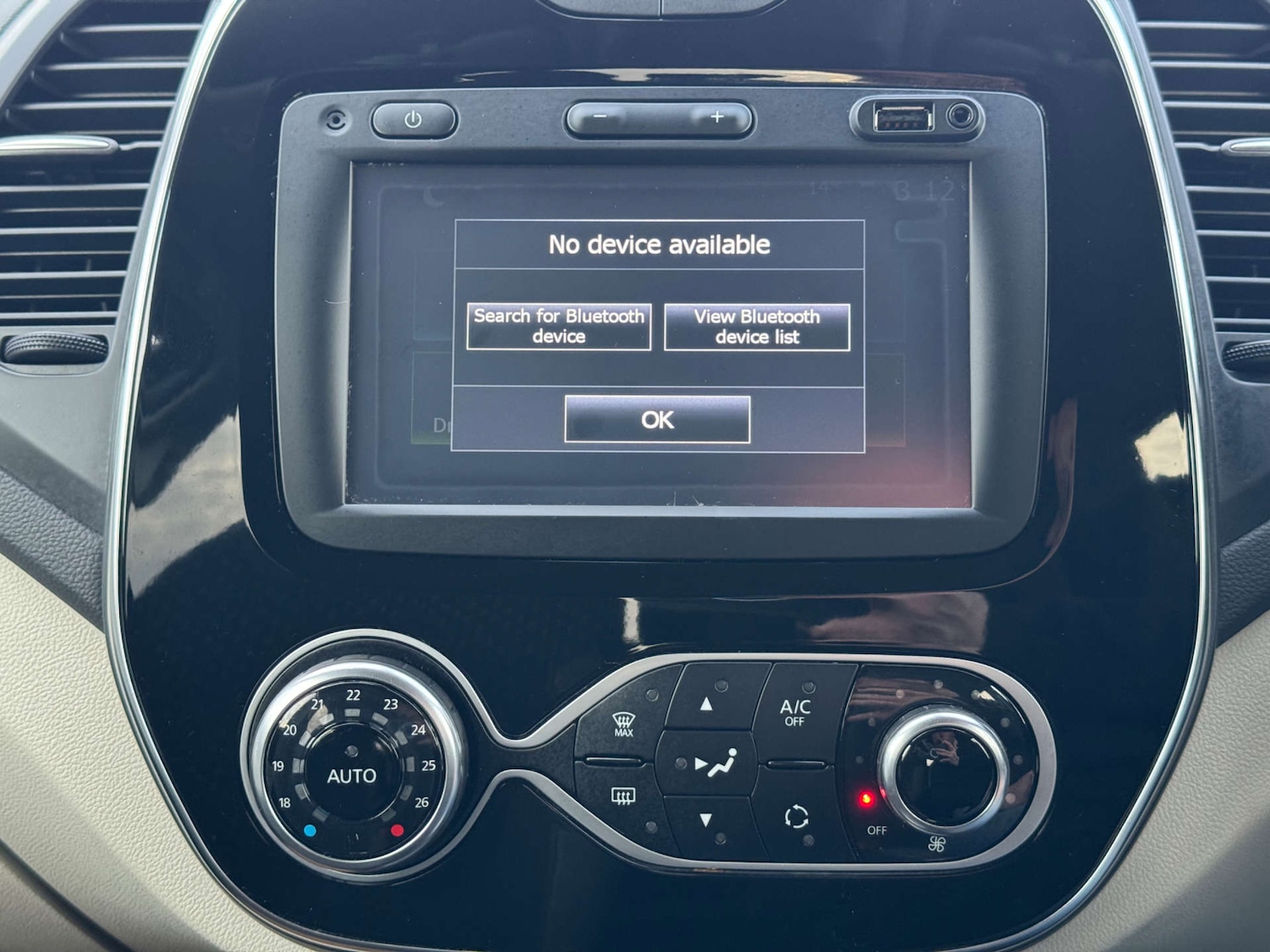 Used Renault Captur 2017 for sale - 76497676: Photo 28