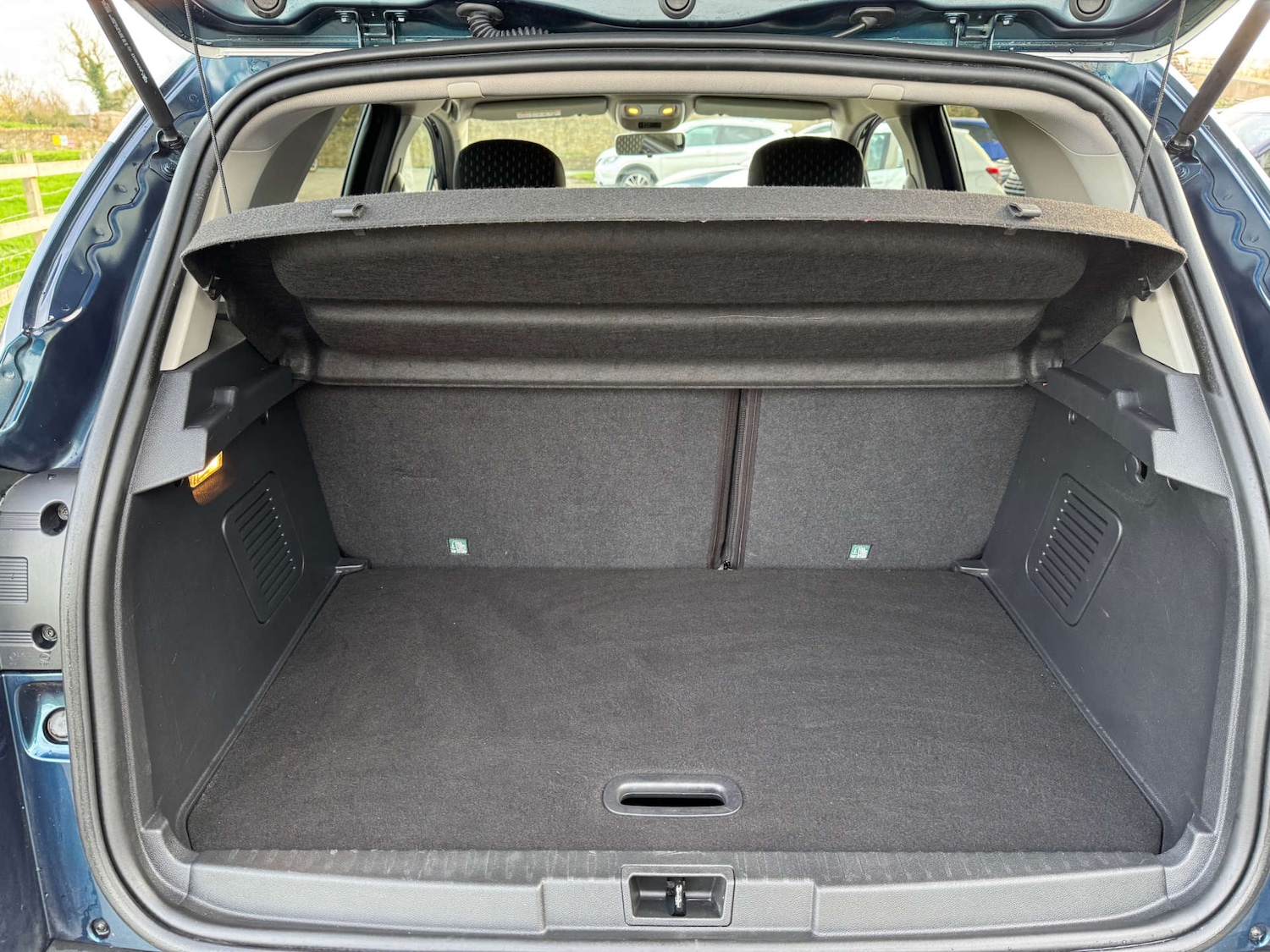 Used Renault Captur 2017 for sale - 76497676: Photo 45