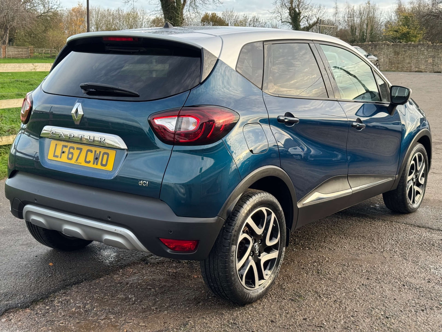 Used Renault Captur 2017 for sale - 76497676: Photo 8