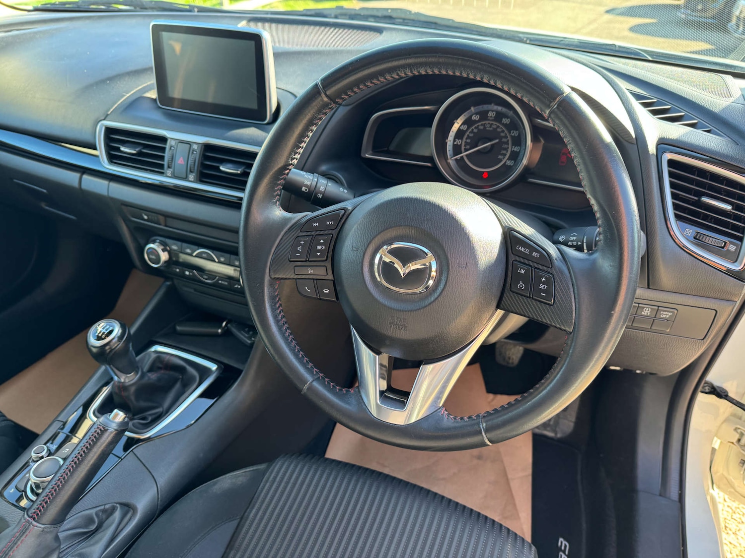 Used Mazda Mazda3 2014 for sale - 76182629: Photo 17