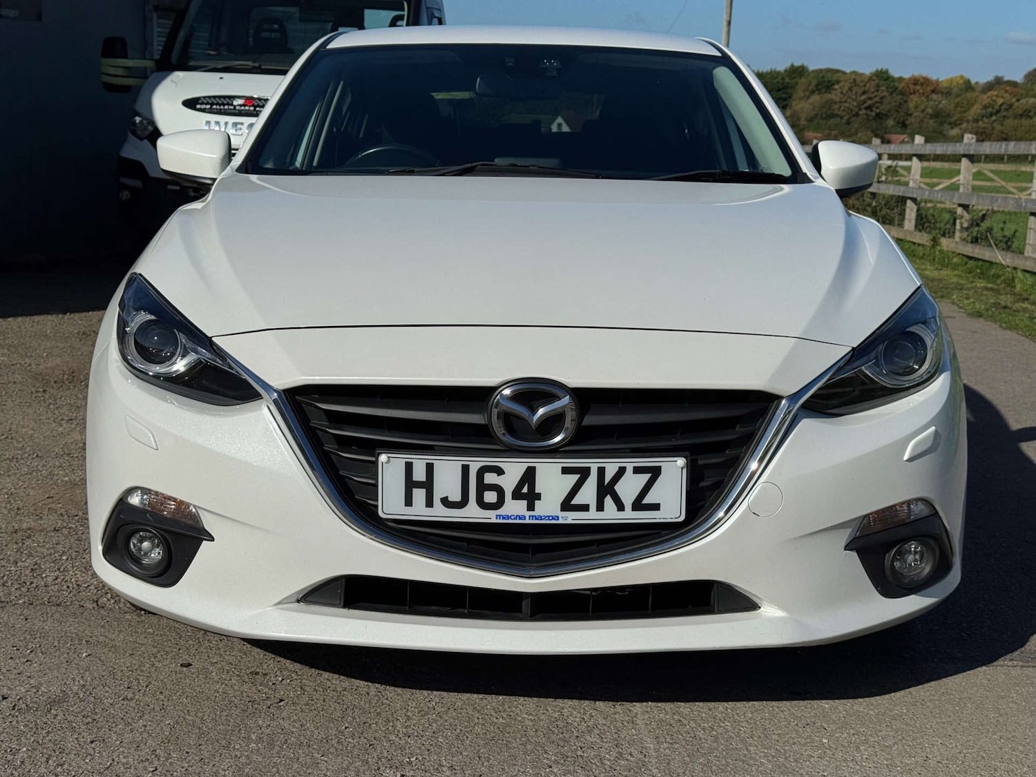 Used Mazda Mazda3 2014 for sale - 76182629: Photo 2