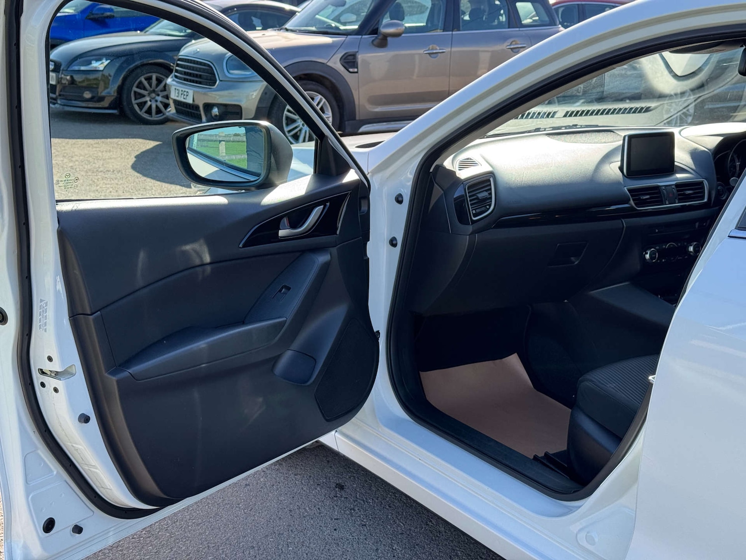 Used Mazda Mazda3 2014 for sale - 76182629: Photo 26