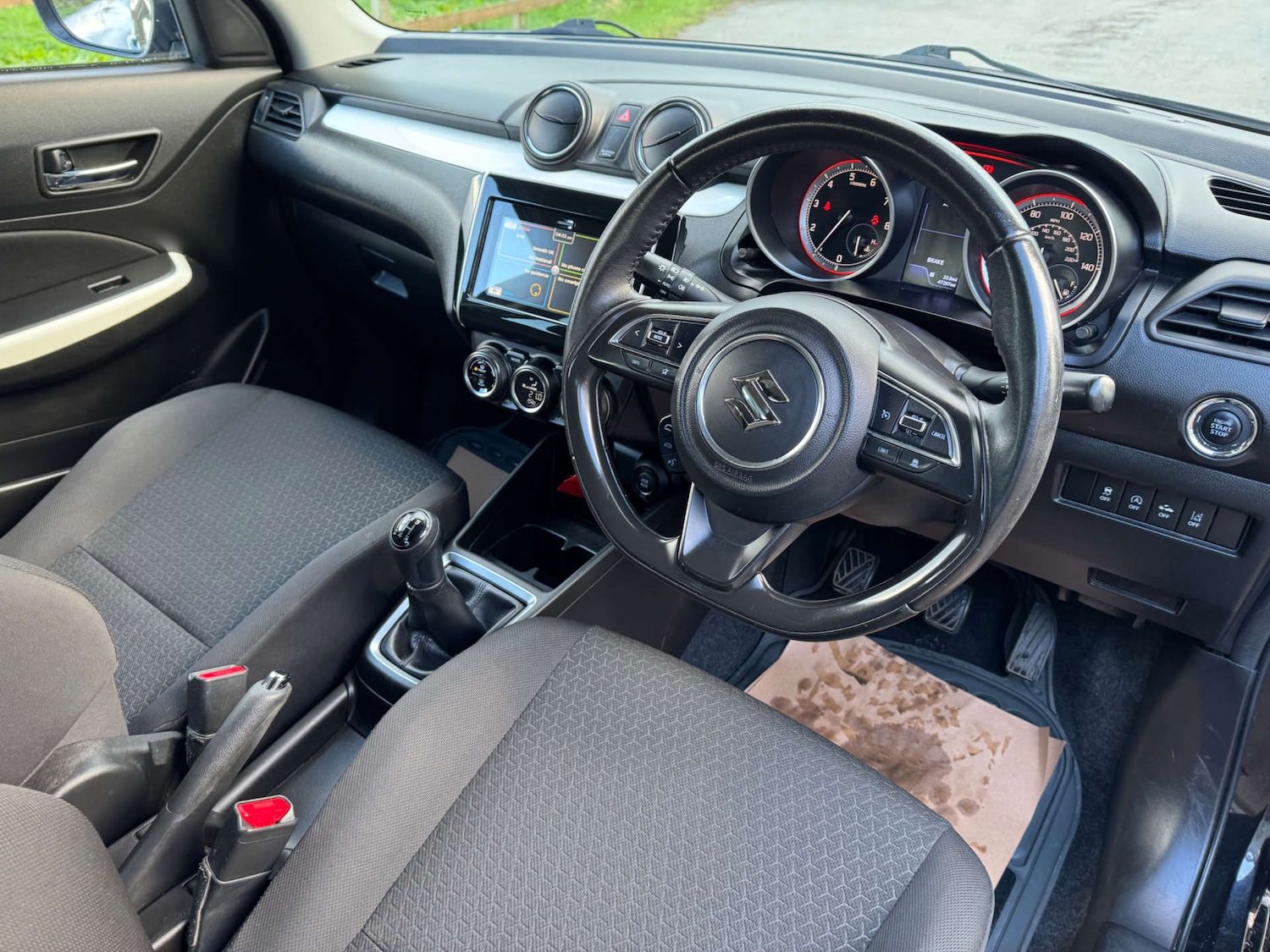 Used Suzuki Swift 2018 for sale - 76395523: Photo 13