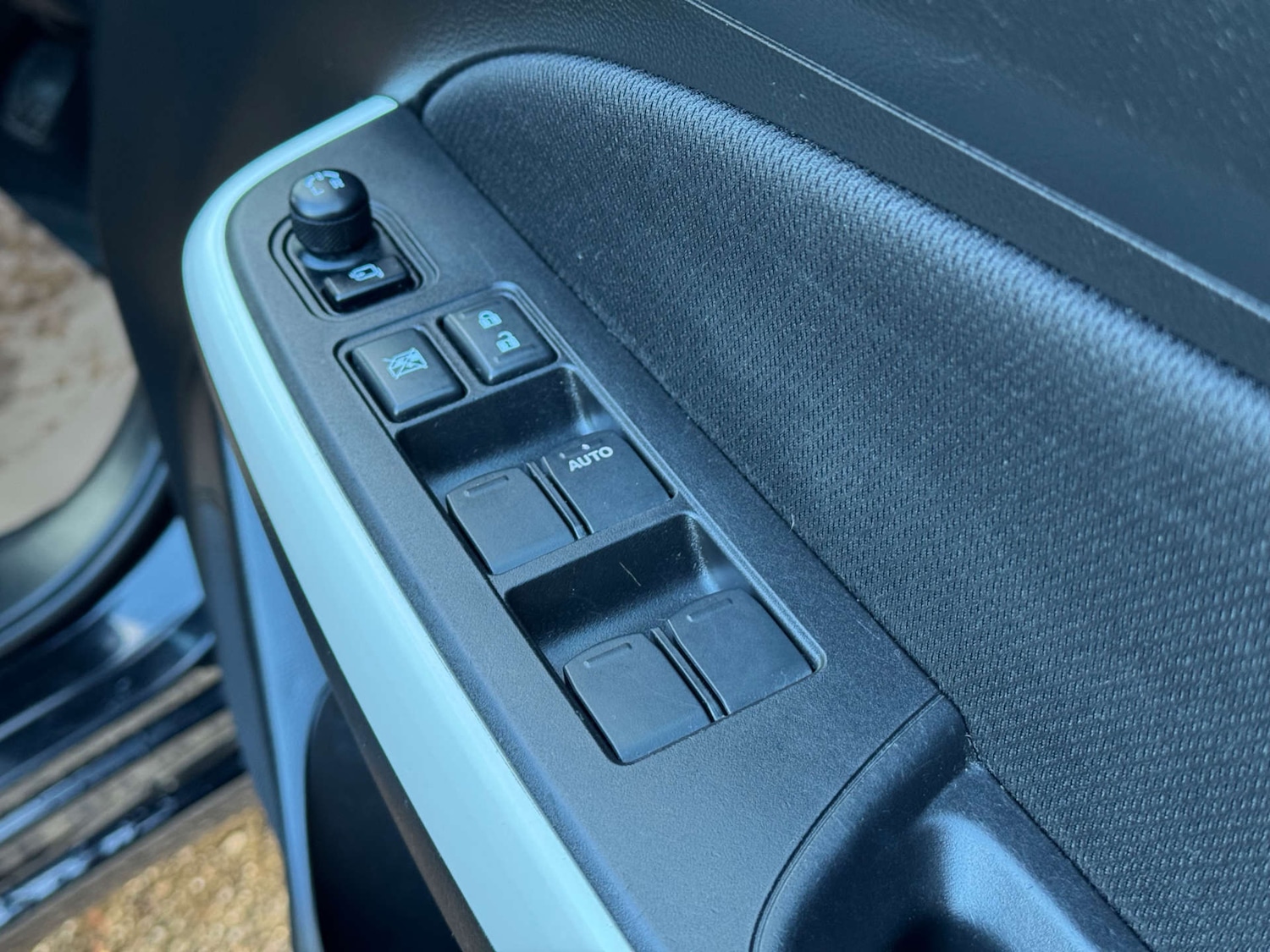 Used Suzuki Swift 2018 for sale - 76395523: Photo 32