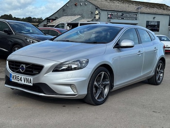 Used Volvo V40 2014 for sale - 75913740: Photo