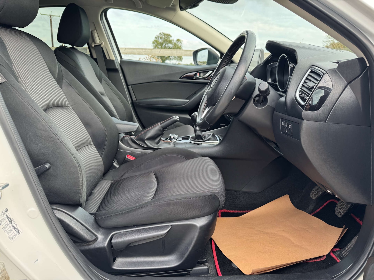 Used Mazda Mazda3 2014 for sale - 75913742: Photo 10