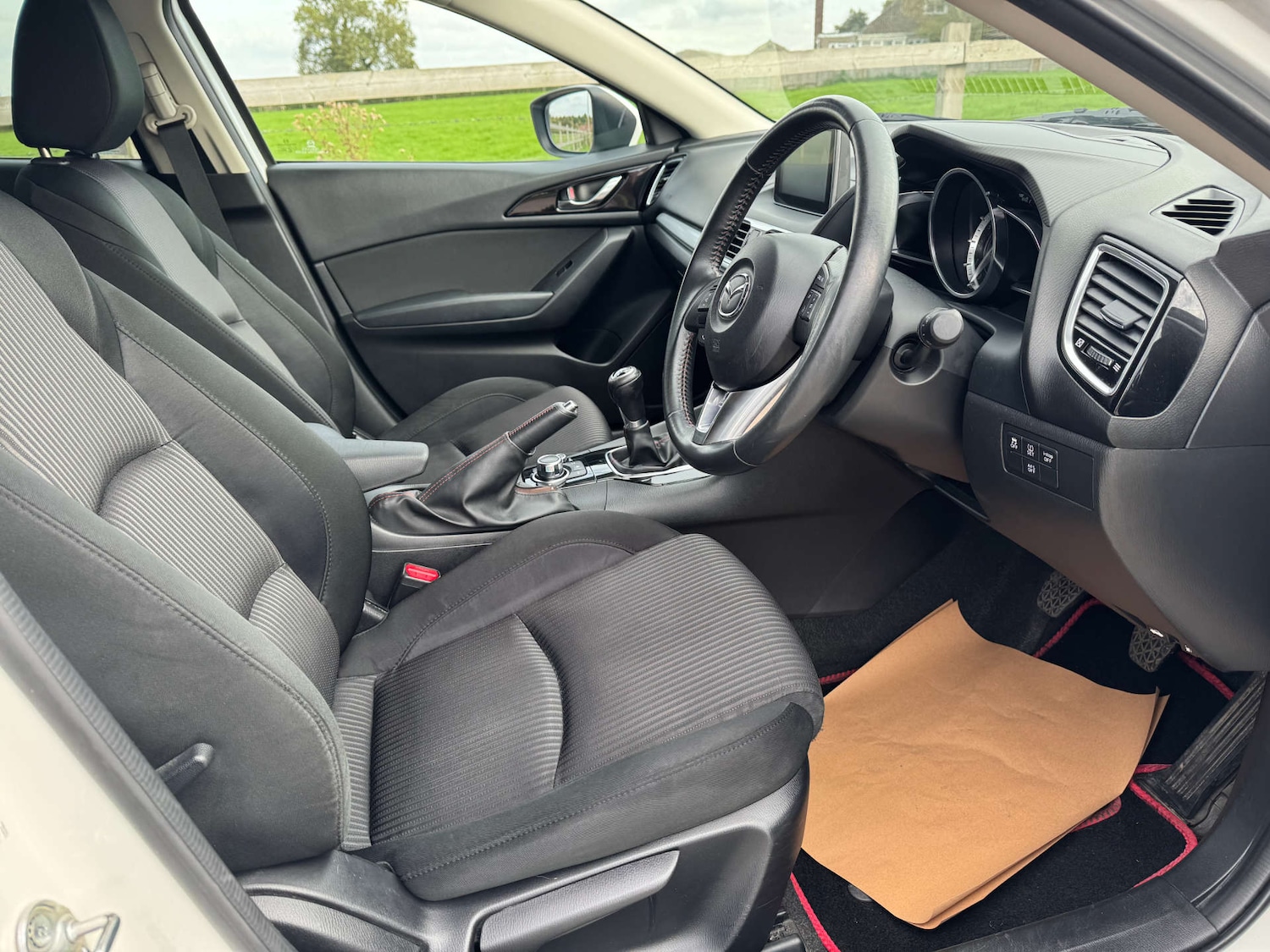 Used Mazda Mazda3 2014 for sale - 75913742: Photo 11