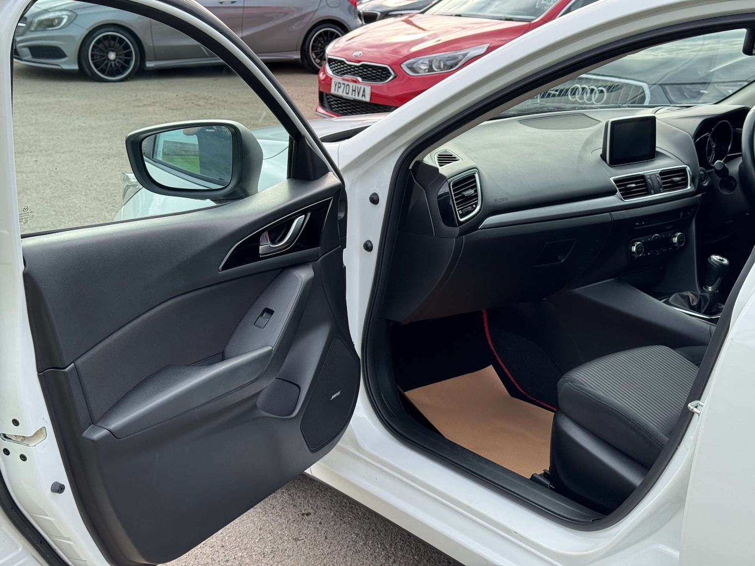 Used Mazda Mazda3 2014 for sale - 75913742: Photo 24