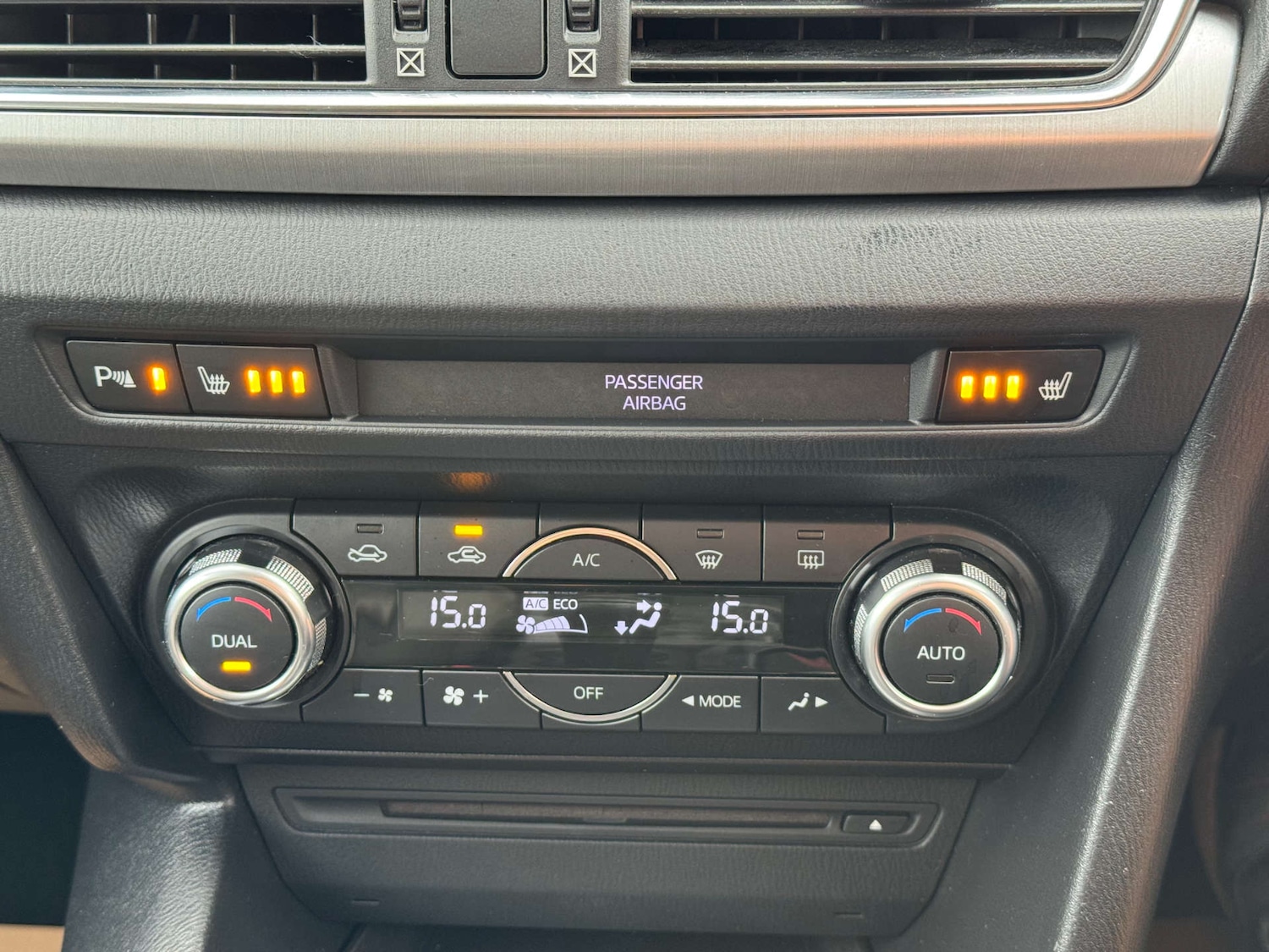 Used Mazda Mazda3 2014 for sale - 75913742: Photo 35