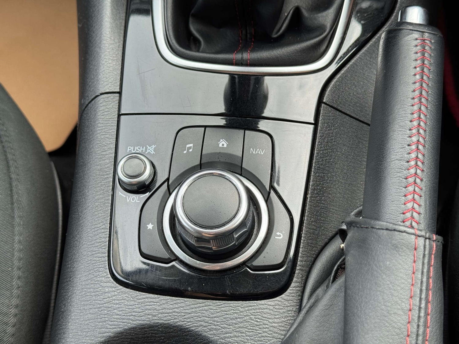 Used Mazda Mazda3 2014 for sale - 75913742: Photo 37