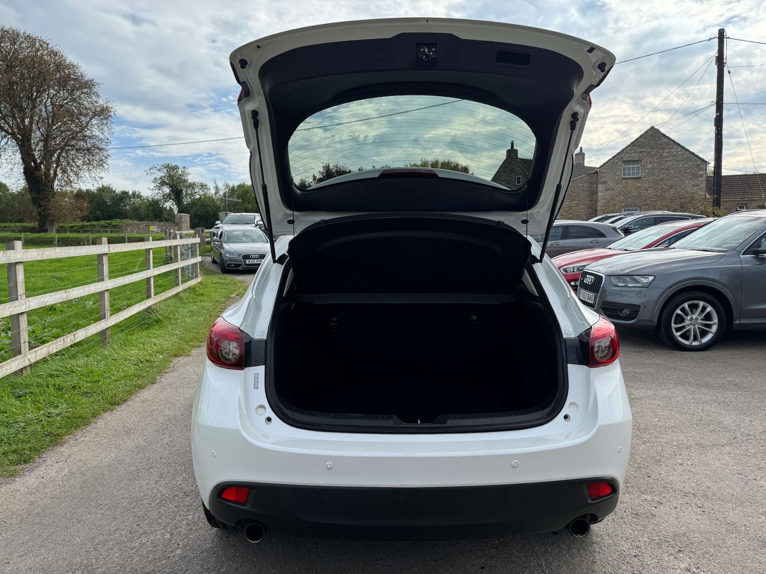 Used Mazda Mazda3 2014 for sale - 75913742: Photo 47