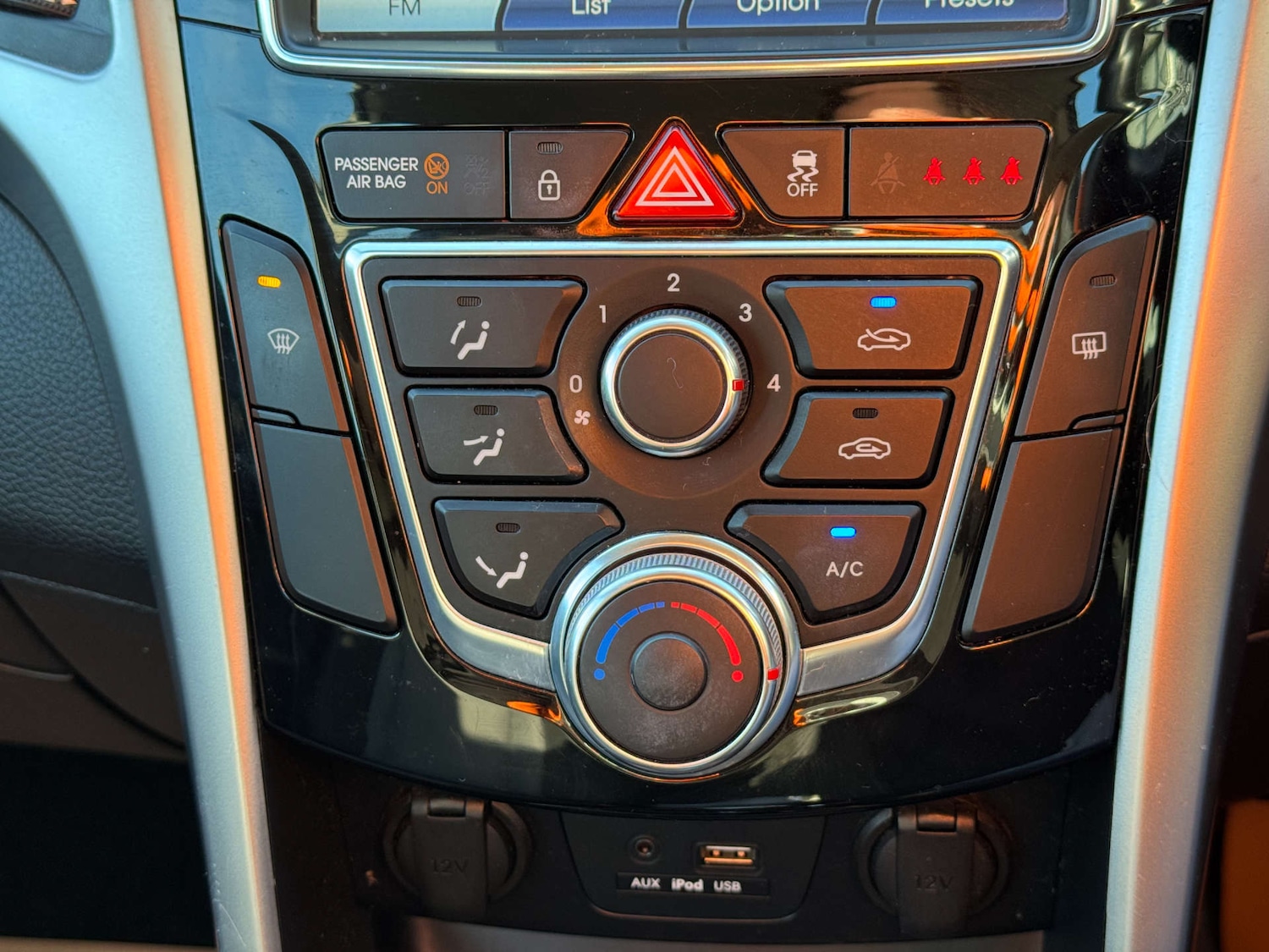 Used Hyundai i30 2015 for sale - 77220982: Photo 27