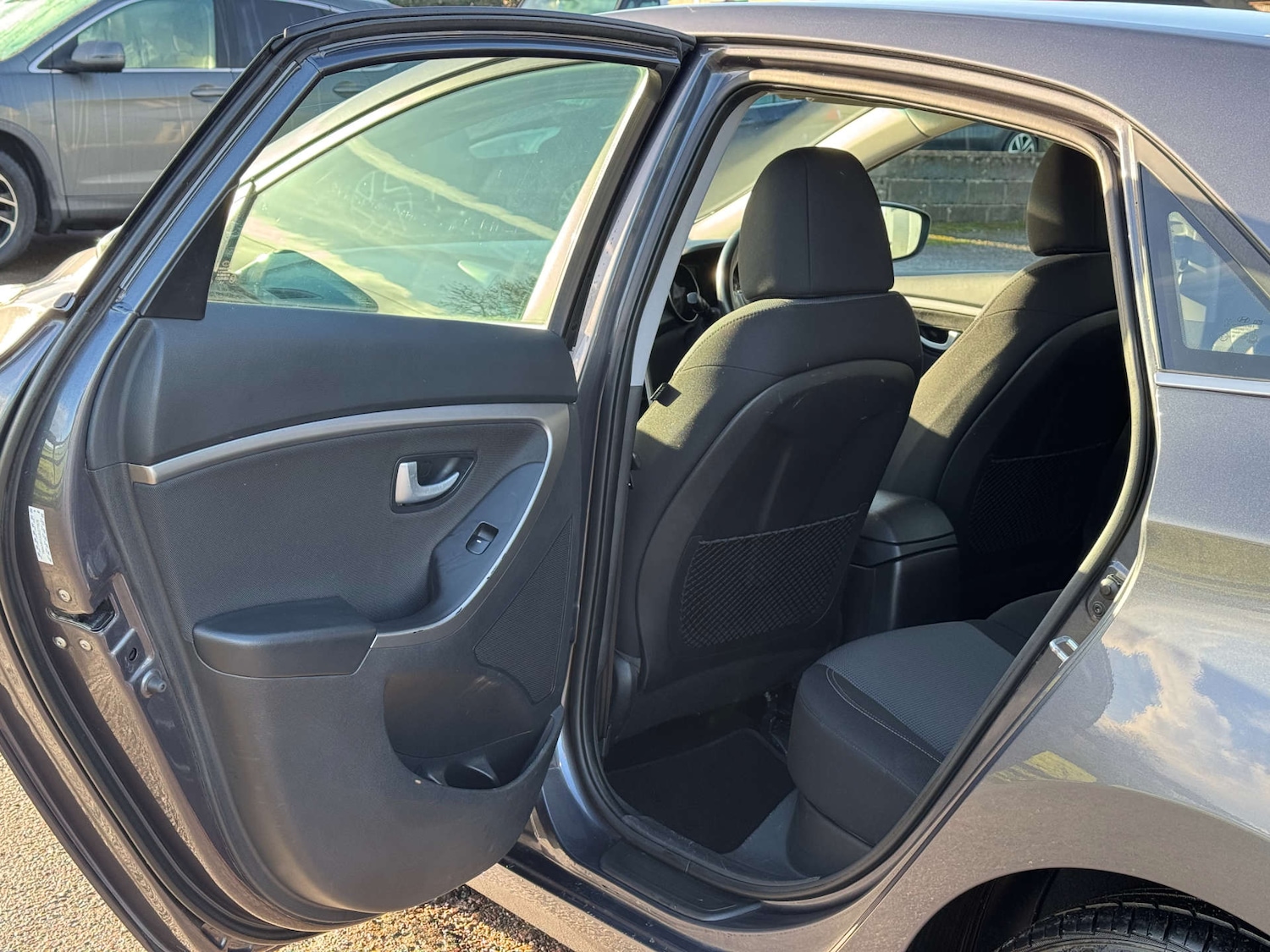 Used Hyundai i30 2015 for sale - 77220982: Photo 28