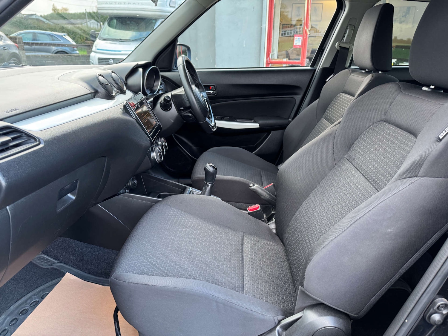 Used Suzuki Swift 2018 for sale - 76601708: Photo 29