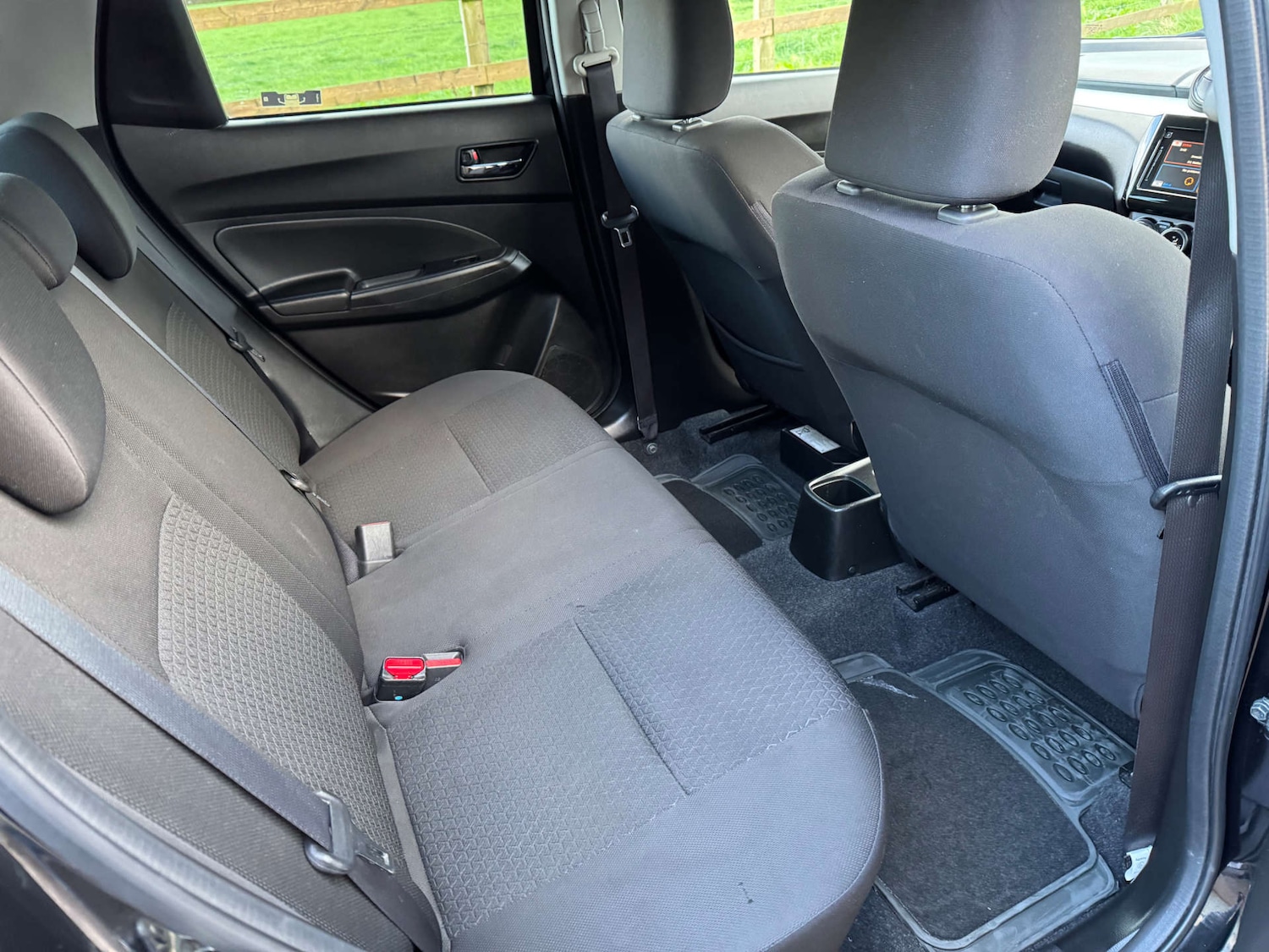 Used Suzuki Swift 2018 for sale - 76601708: Photo 37