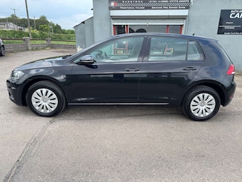 Used Volkswagen Golf 2017 for sale - 78415327: Photo