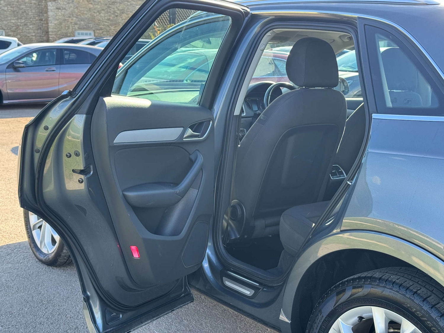 Used Audi Q3 2013 for sale - 76016306: Photo 47
