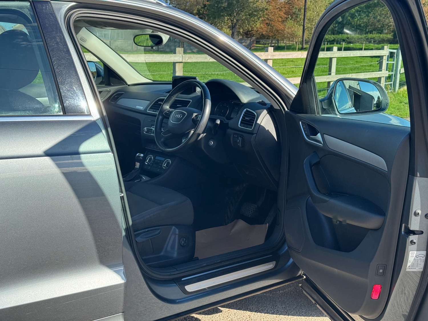 Used Audi Q3 2013 for sale - 76016306: Photo 9